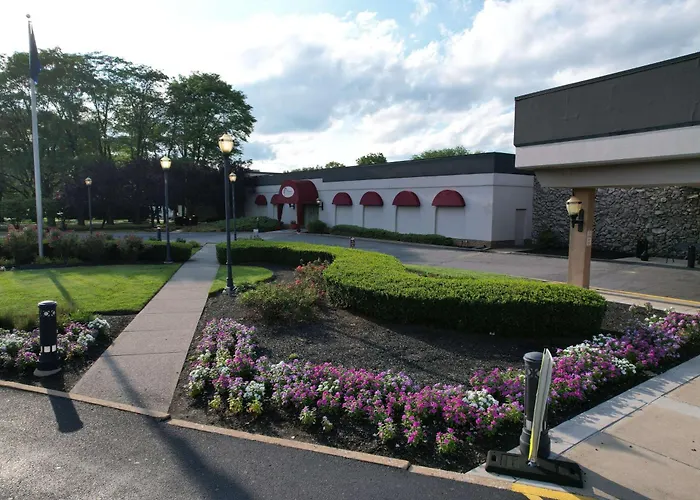 Surestay Plus Hotel By Best Western Lehigh Valley