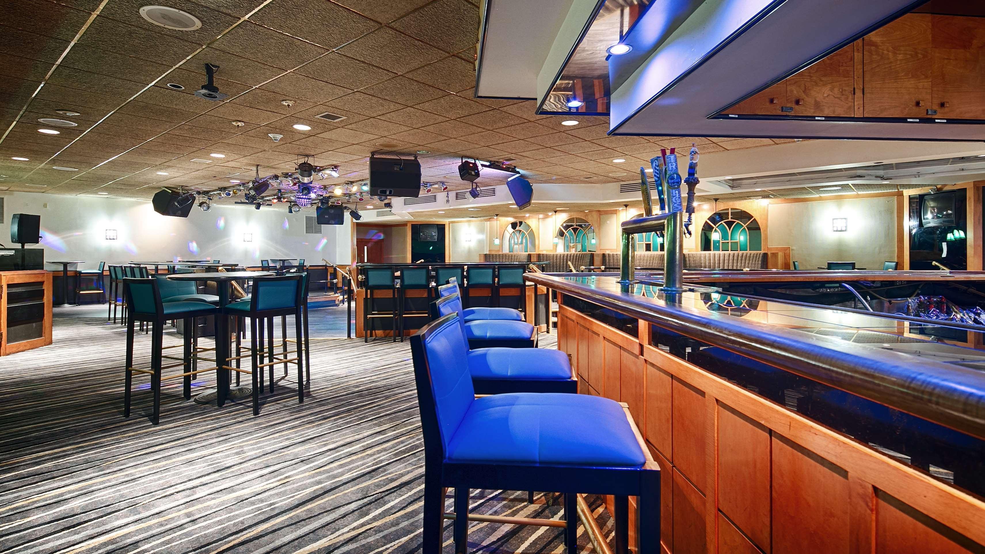 Surestay By Western Lehigh Valley Hotel