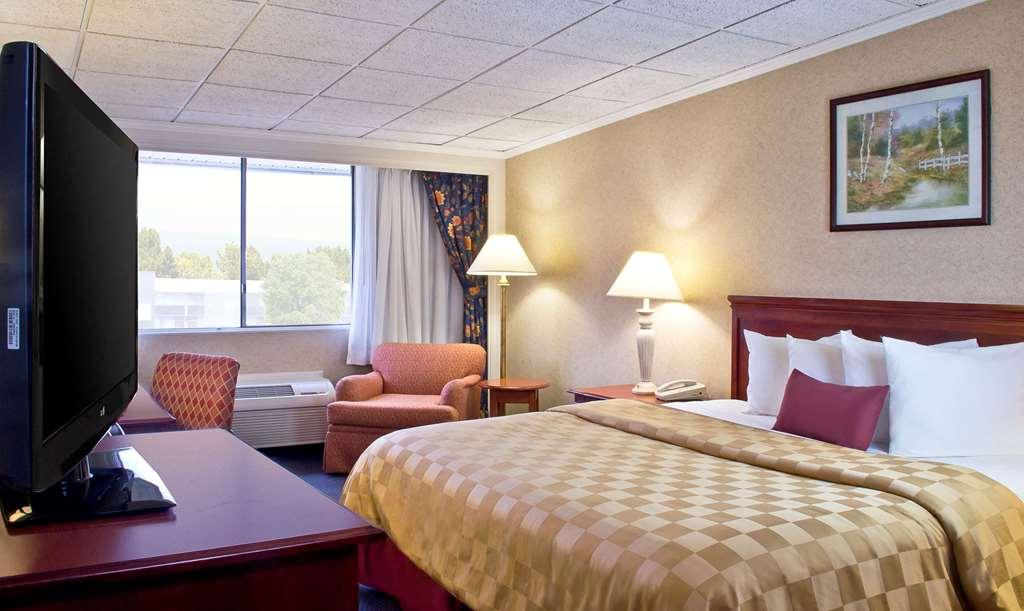 Surestay By Western Lehigh Valley Hotel